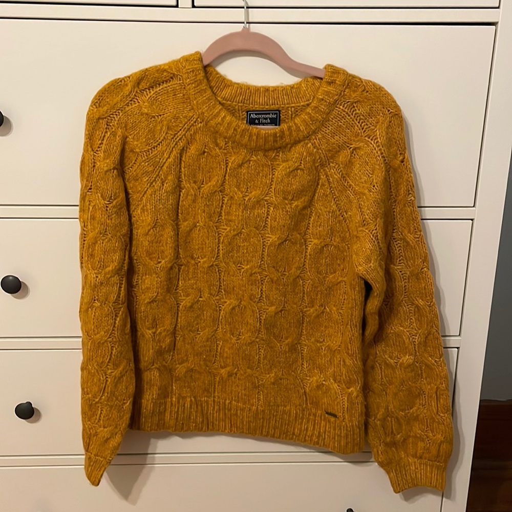 Abercrombie sweater